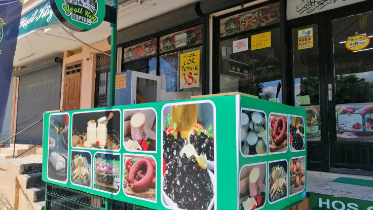 YEŞİL KÖY ŞARKÜTERİ