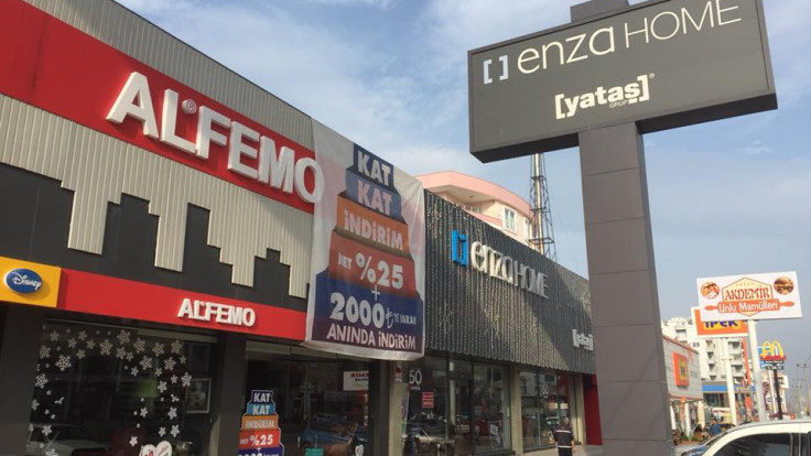 Totem ve kutu harf değişimi tamirat  Led değişimi  Araz Reklam Katkılarıyla  0507 555 666 0